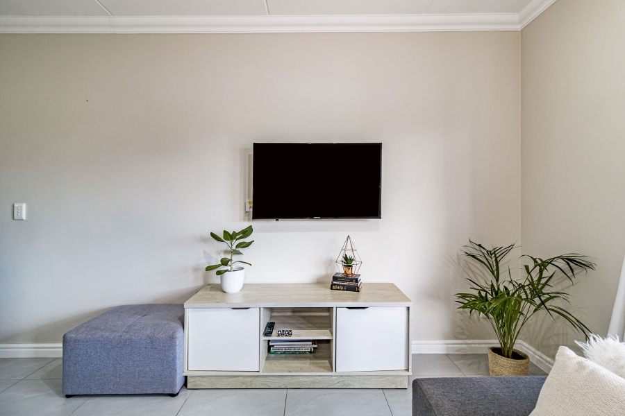 2 Bedroom Property for Sale in Acorn Creek Lifestyle Estate Western Cape